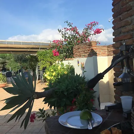 Bed & Breakfast Palazzo Giovanni 4*