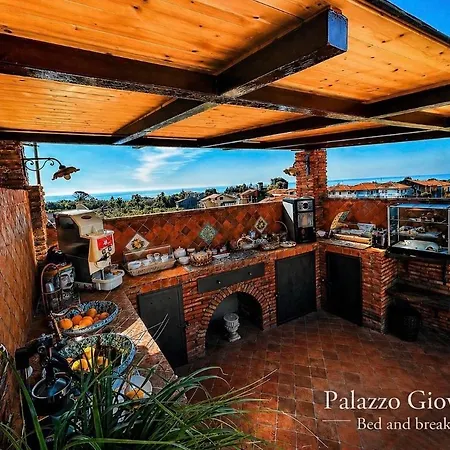 B&B Palazzo Giovanni 아치레알레