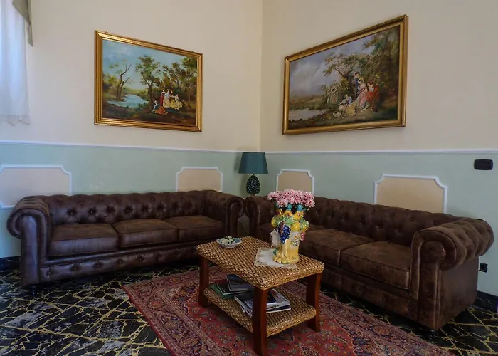 לינה וארוחת בוקר Palazzo Giovanni 4*
