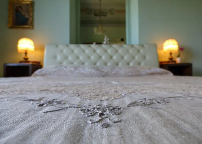 Palazzo Giovanni 4* אסראלה